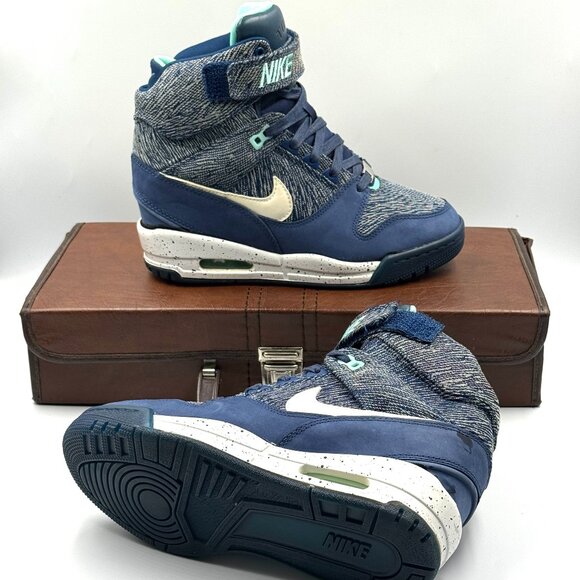 Wmns Nike Air Revolution Sky High FW QS 'City Pack - Tokyo' - Picture 1 of 12